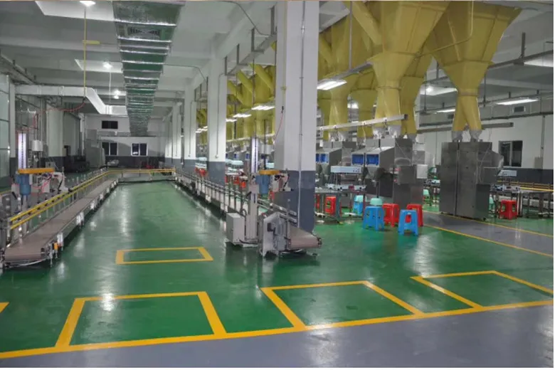 Low Density High Foam Laundry Washing Powder/Detergent Powder/Lessive En Poudre