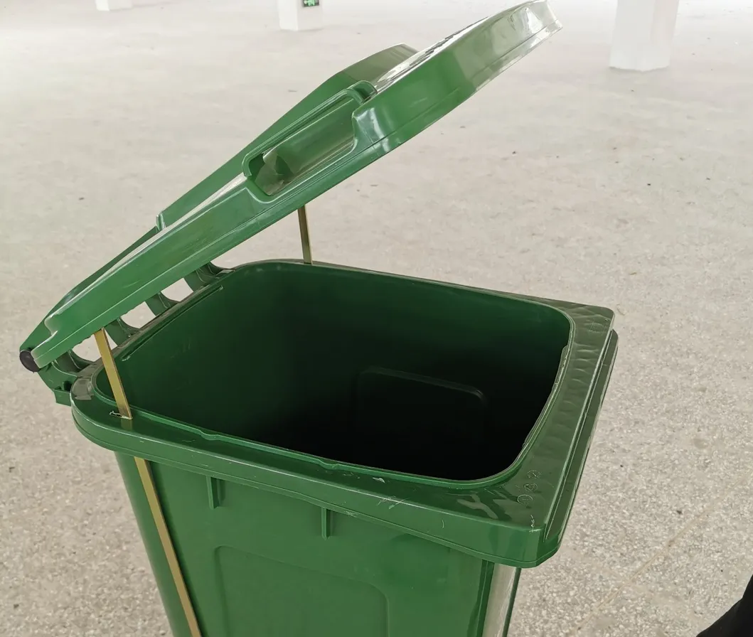 Waste Bin100L/120L/240L Customize Color Large Outdoor Public HDPE Recycle Dustbin Pedal Plastic Rubbish/Trash/Wheelie/Garbage/Waste Bins with Lid and Wheel